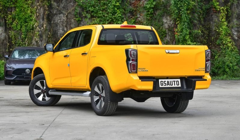 
 Isuzu D-MAX 2023 full									