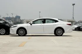 TOYOTA CAMRY 2024 2.0E