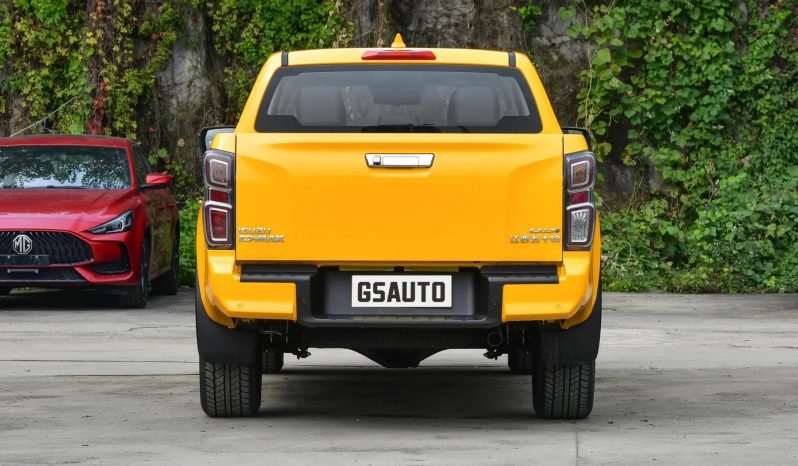 
 Isuzu D-MAX 2023 full									