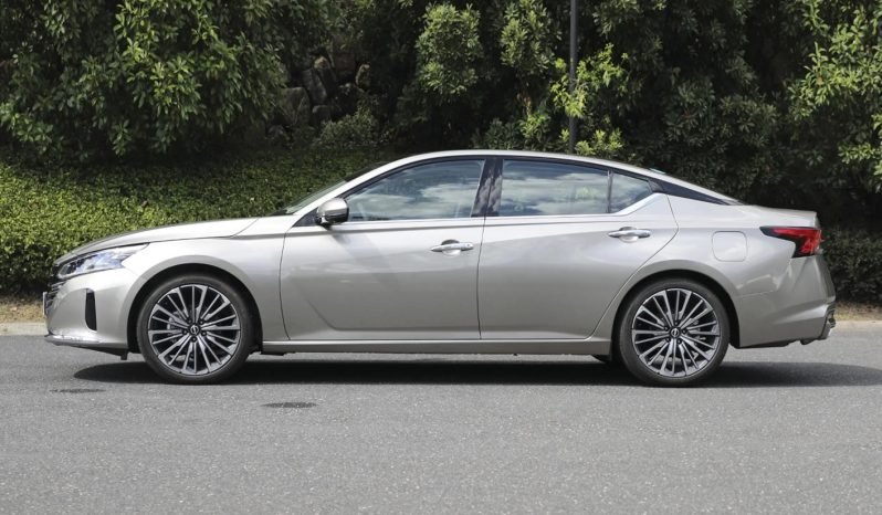 
 Nissan Teana 2024 2.0L full									