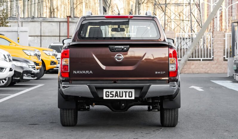 
 NISSAN Navara 2021 2.5L Auto 4WD Premium QR25 full									