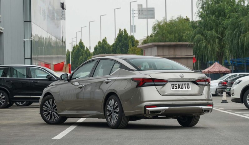 
 NISSAN SYLPHY 2022 2.0L XL-Upr Premium full									