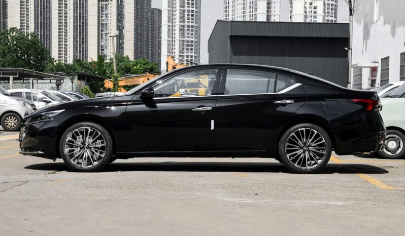 
 NISSAN SYLPHY 2022 2.0T XL Advance full									