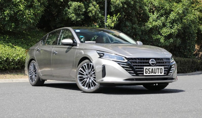 
 NISSAN SYLPHY 2024 2.0L SV Black Gold Edition full									
