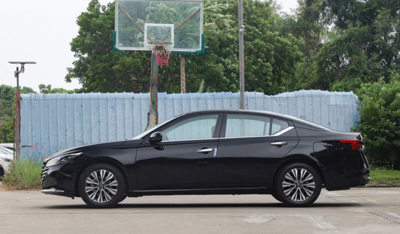 
 NISSAN SYLPHY 2022 2.0L XL-TLS Enjoyable full									