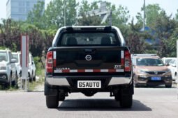 
 NISSAN Navara 2017 2.5L Manual 2WD Signature QR25 full									