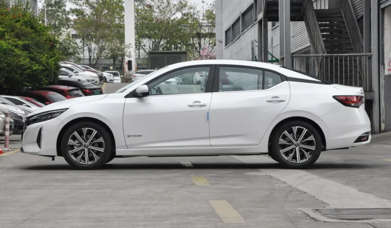 
 NISSAN SYLPHY 2023 Ultra Hybrid Ultra Luxury Ultra full									