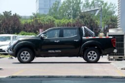 
 NISSAN Navara 2017 2.5L Manual 2WD Signature QR25 full									